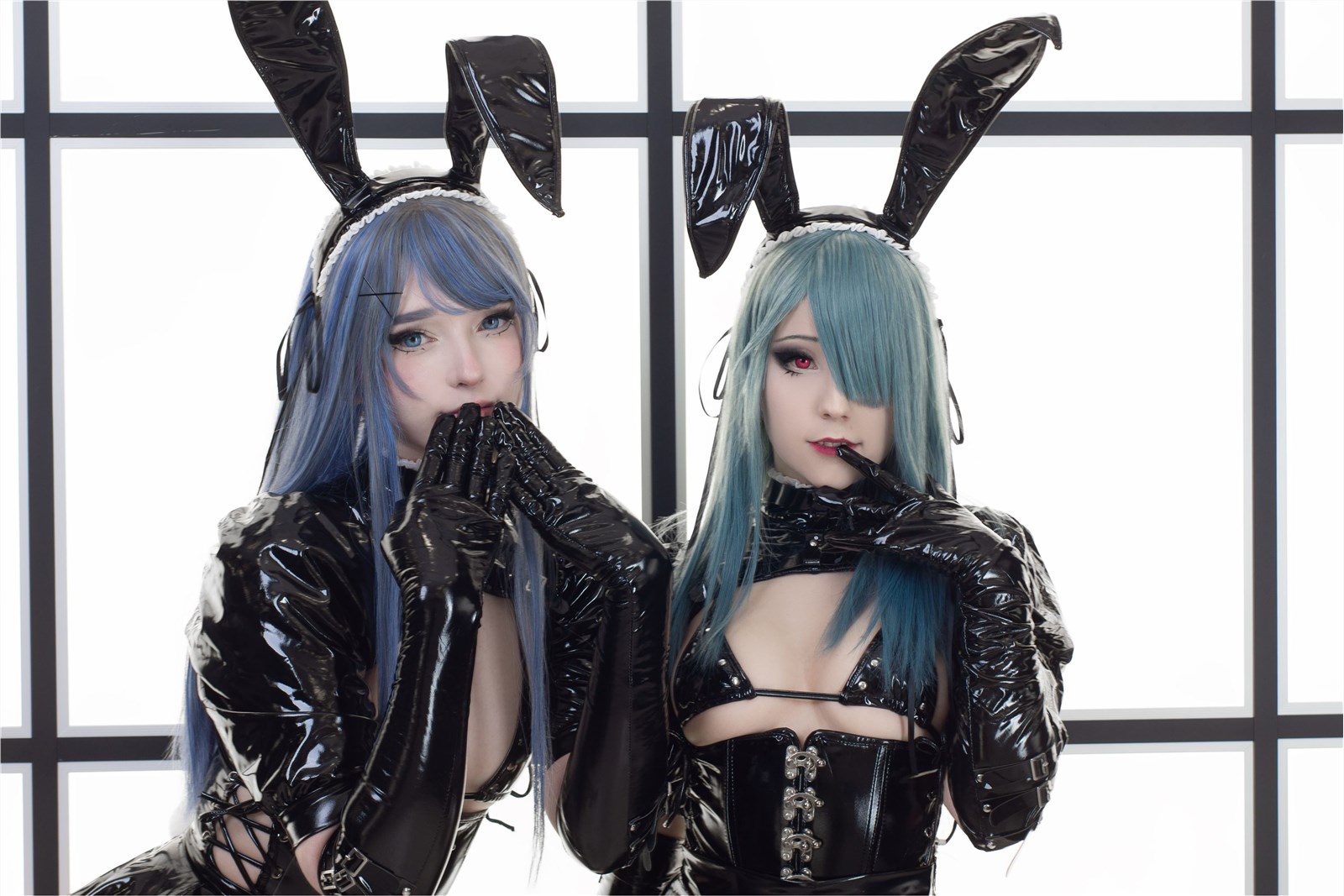 CandyBall 14. Latex Bunny Twins(15)